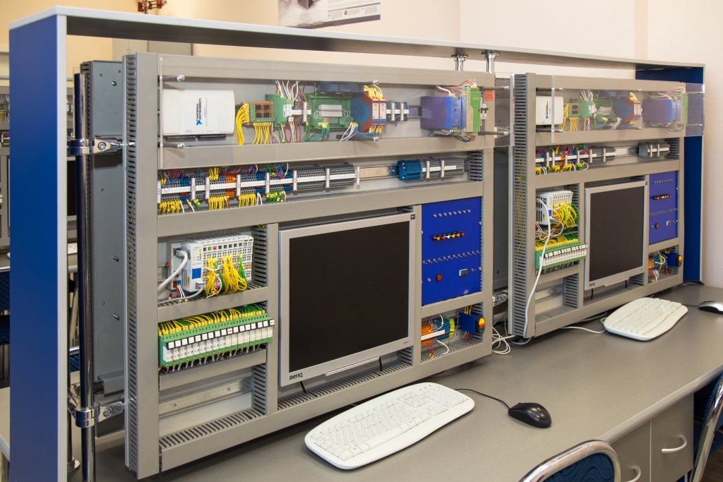 Курс по FASTWEL I/O стартует в Петербурге!